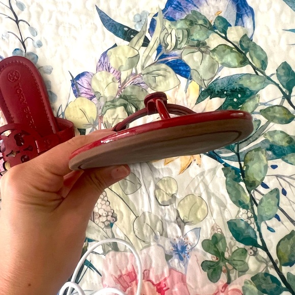 Tory Burch Miller sandal – size 10 like new – brick red - Picture 4 of 4